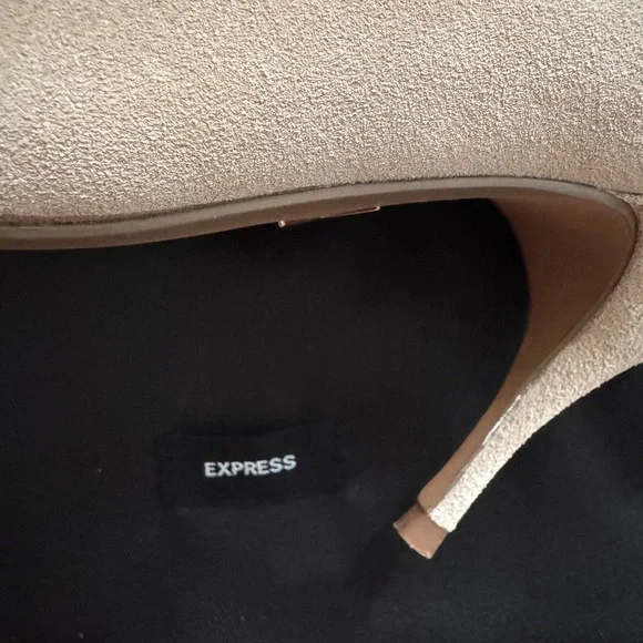 NWT. Brian Atwood x Express slouch suede shoes - Picture 2 of 8